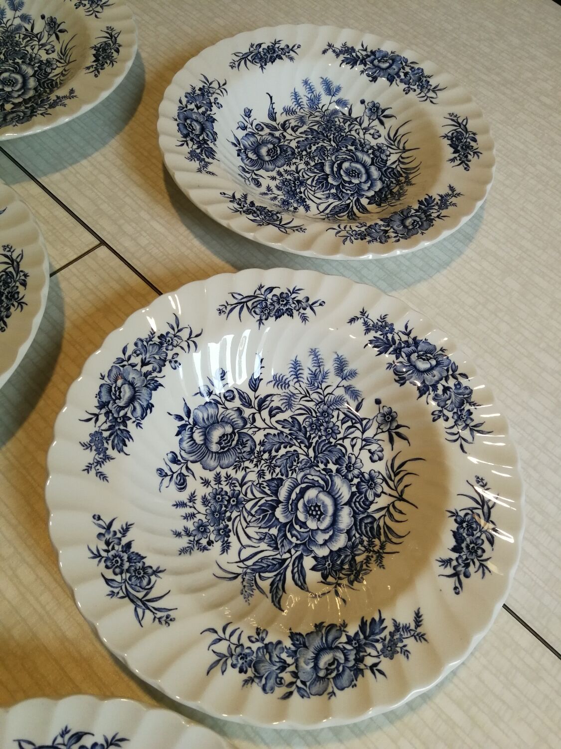 Set of 6 Beacon Hill soup plates