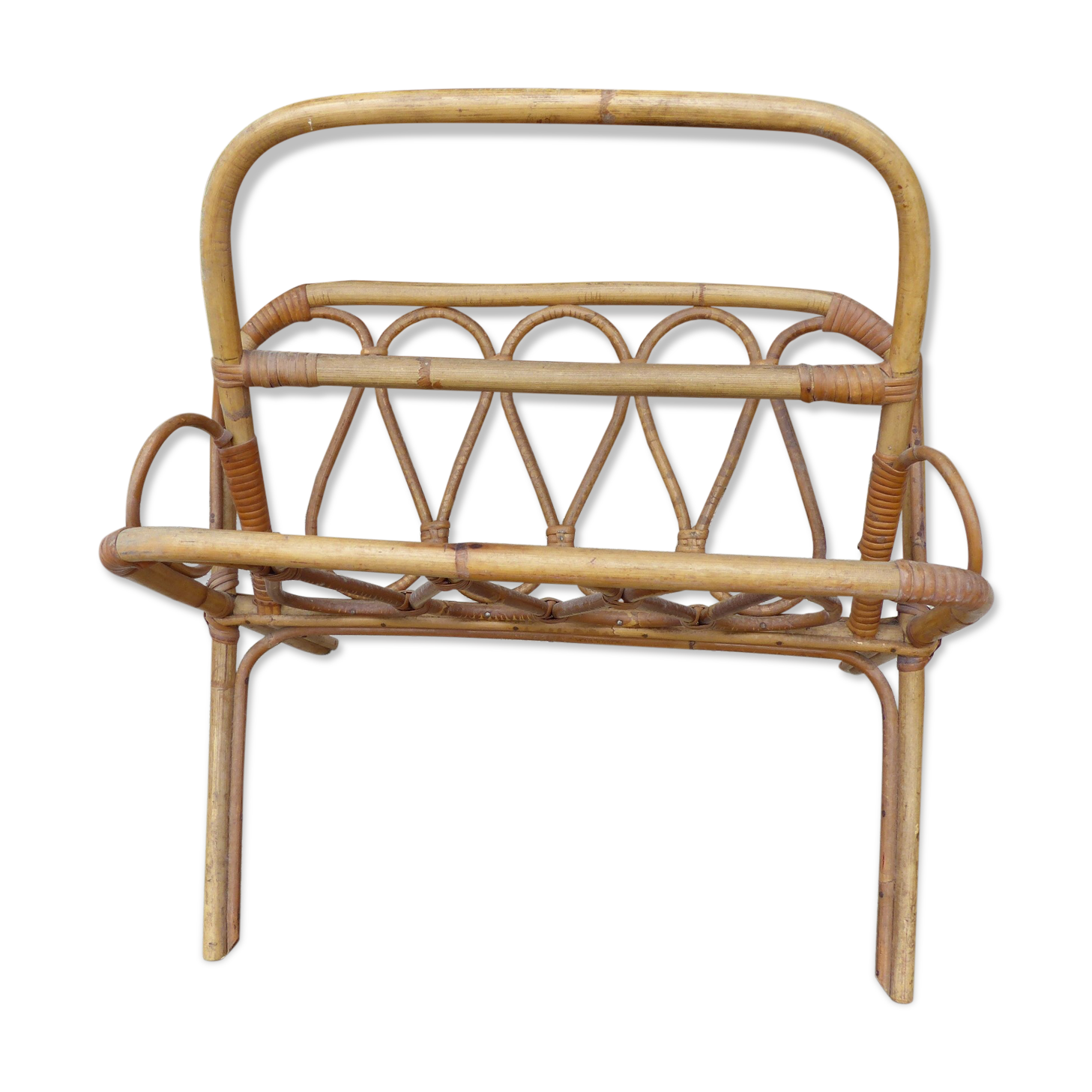 Rattan magazine door