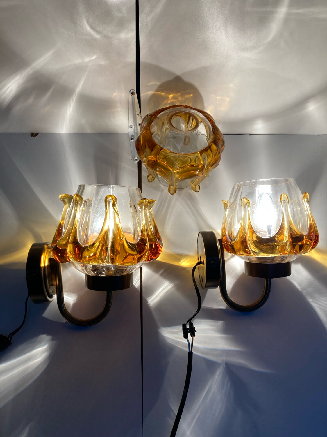 Pair of Murano glass wall sconces, vintage Italian 70s.