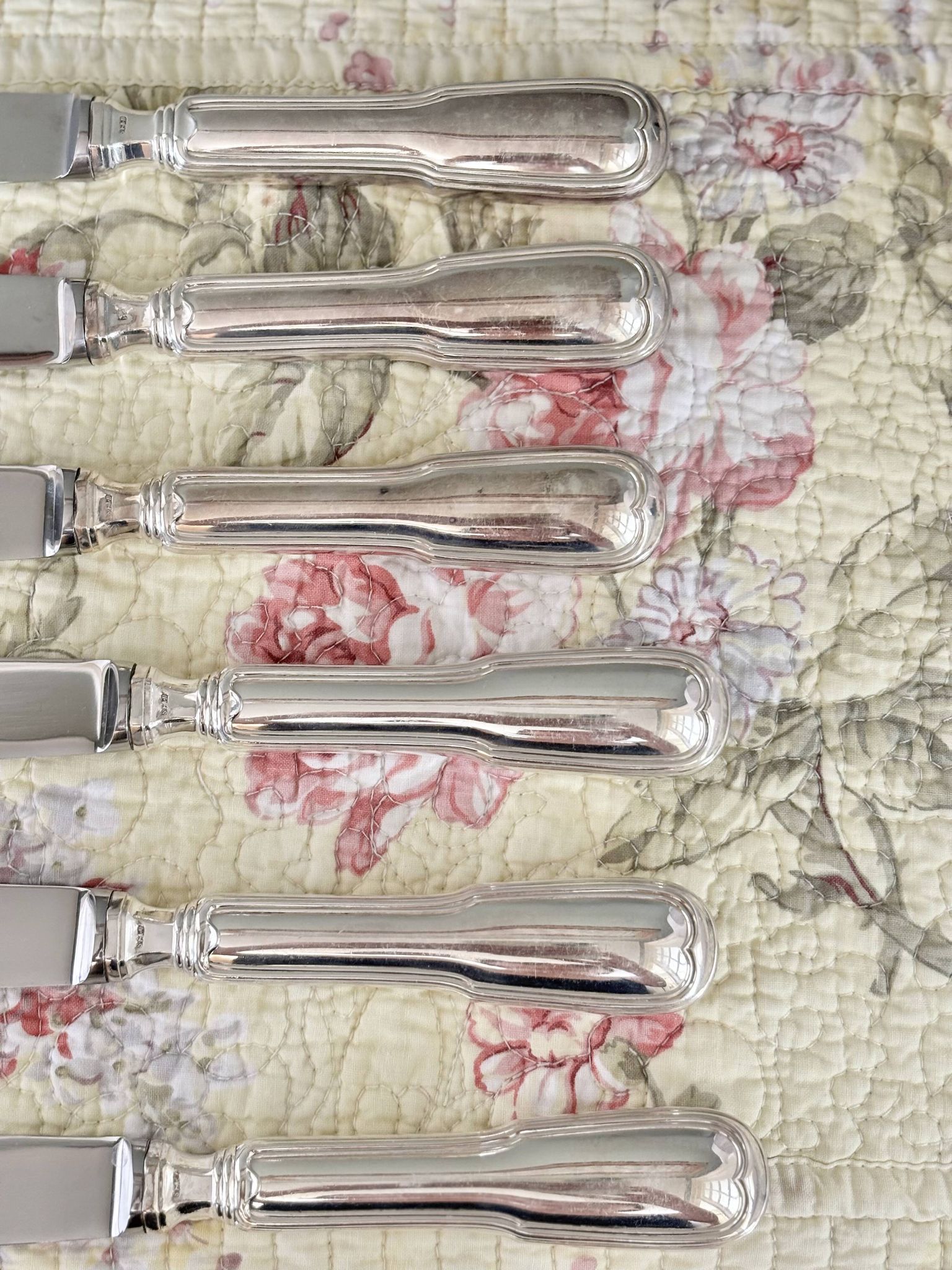 6 couteaux en inox vintage