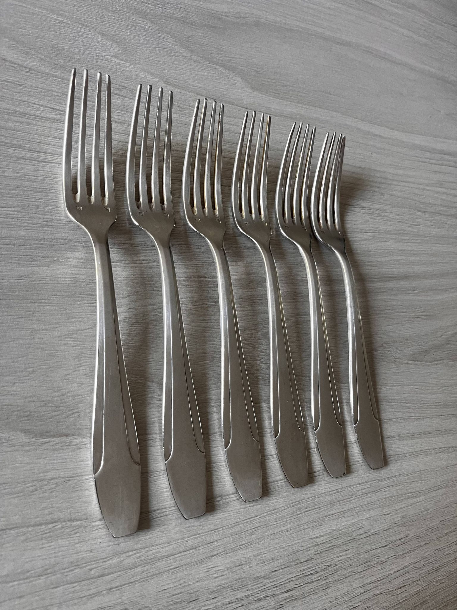 Fourchettes anciennes en métal argenté