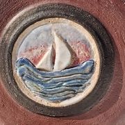 Vase céramique décor bateau signé