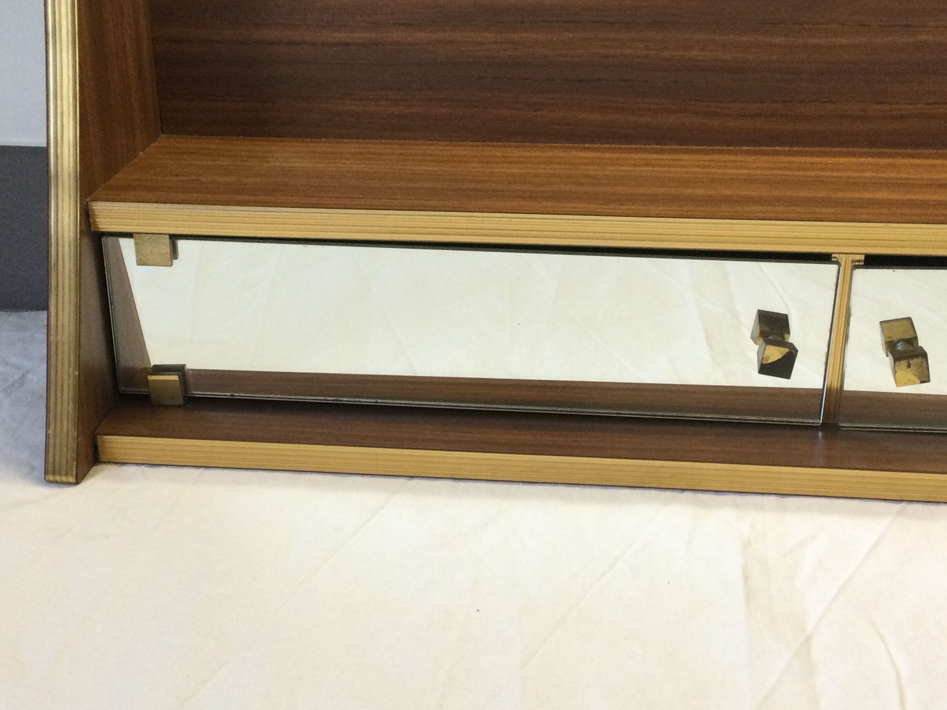 Toilet / bathroom cabinet