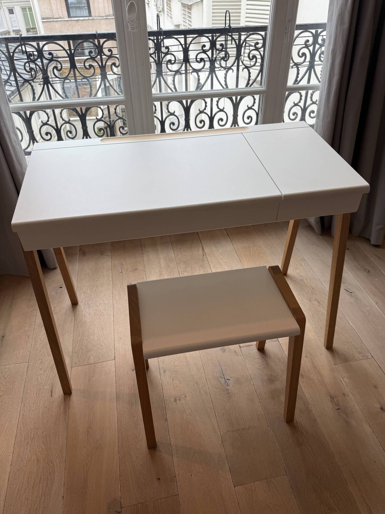 Desk + white Egg stool NYC
