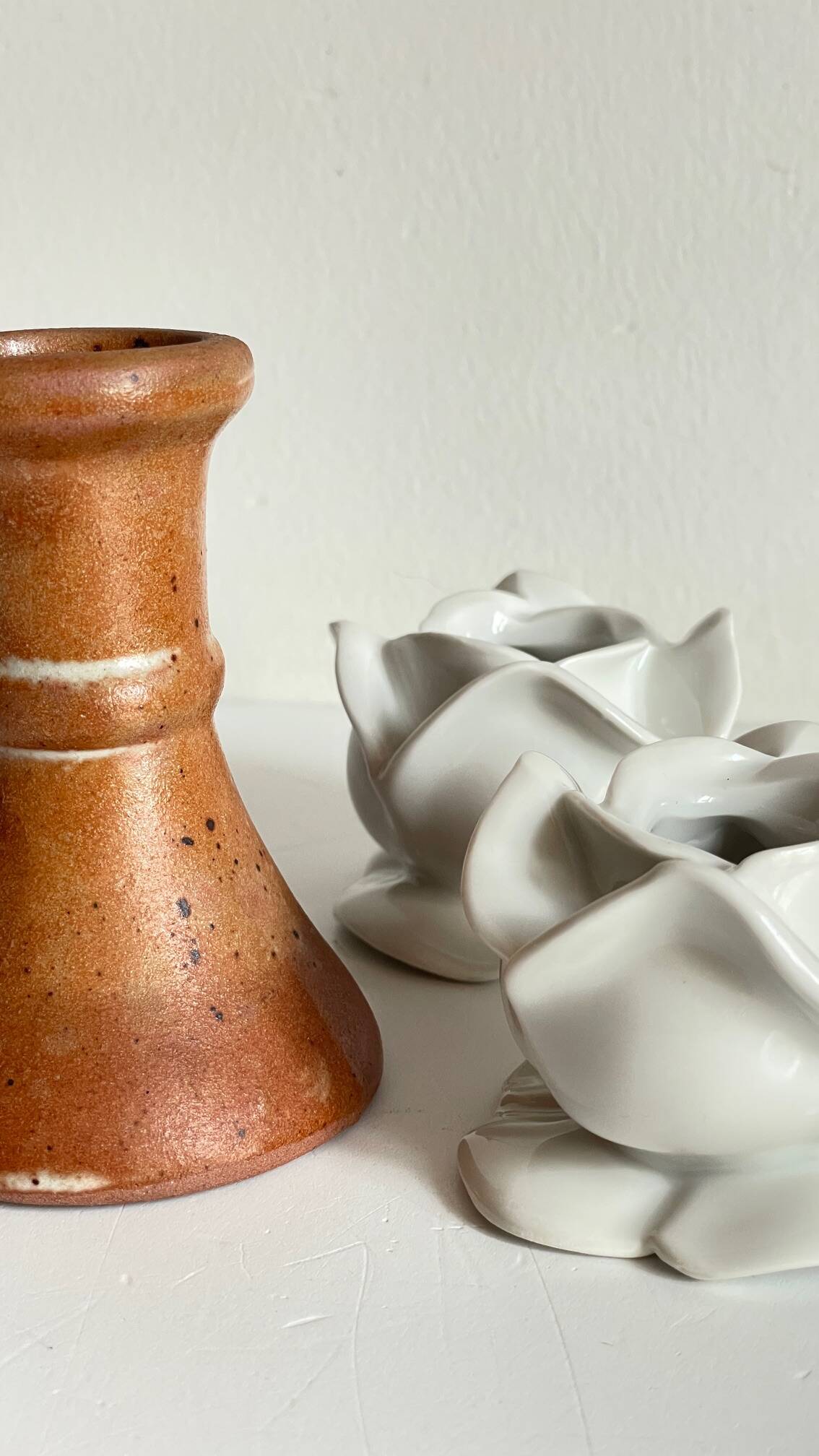 Lot bougeoirs porcelaine et grès vintage