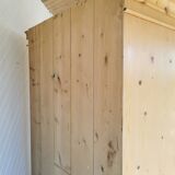 Armoire pin