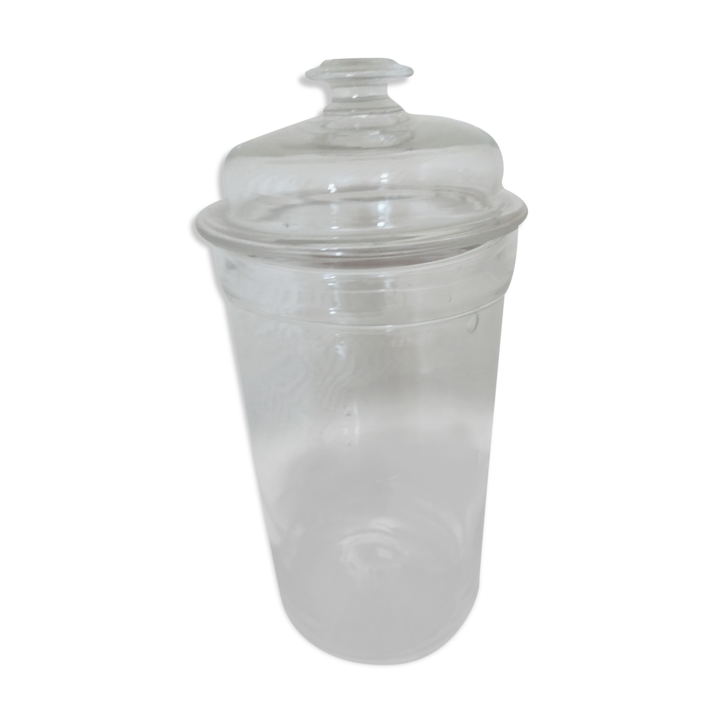 Antique jar with lid