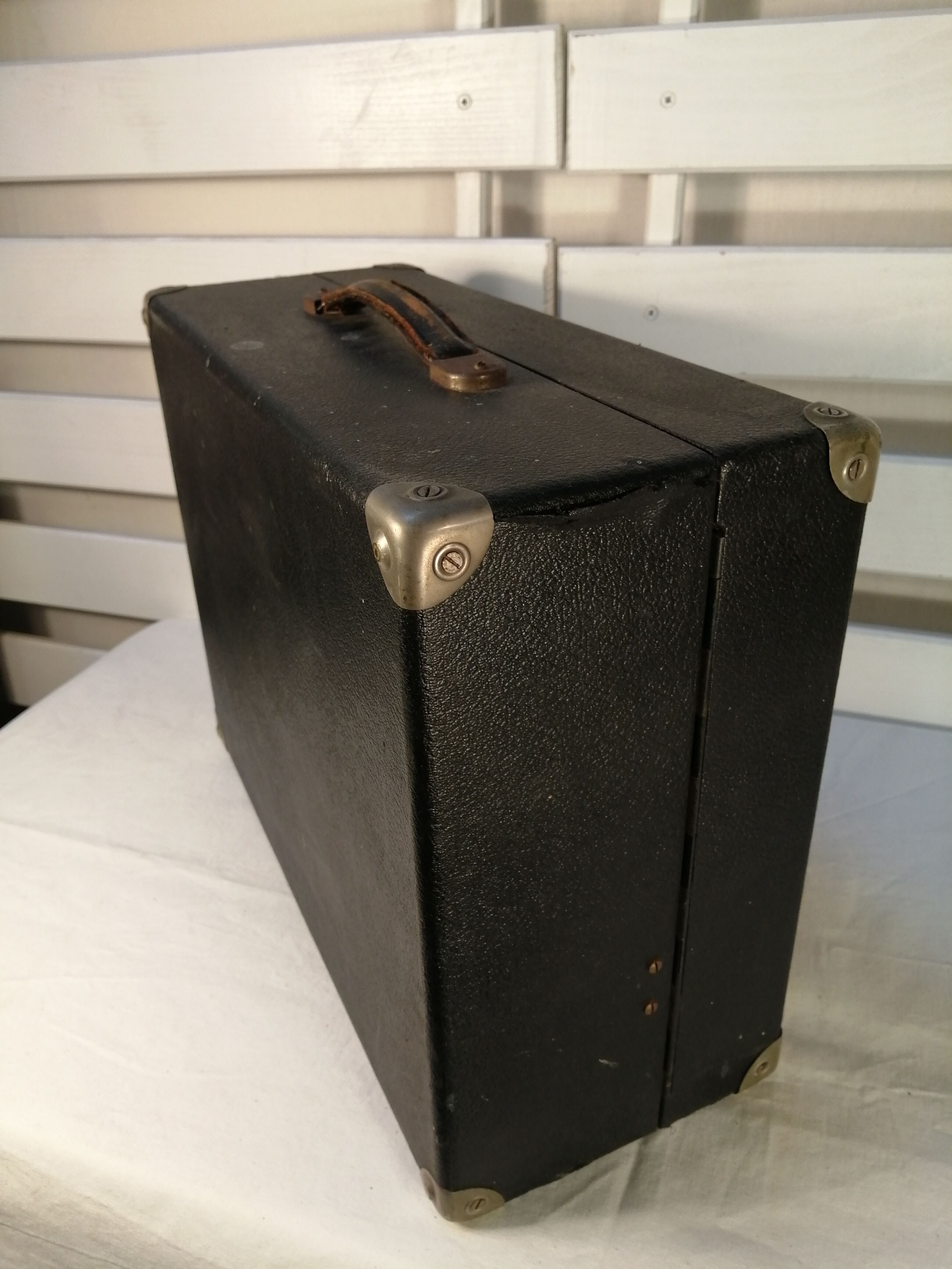 Pathé Portable Gramophone-Phonograph - Vintage