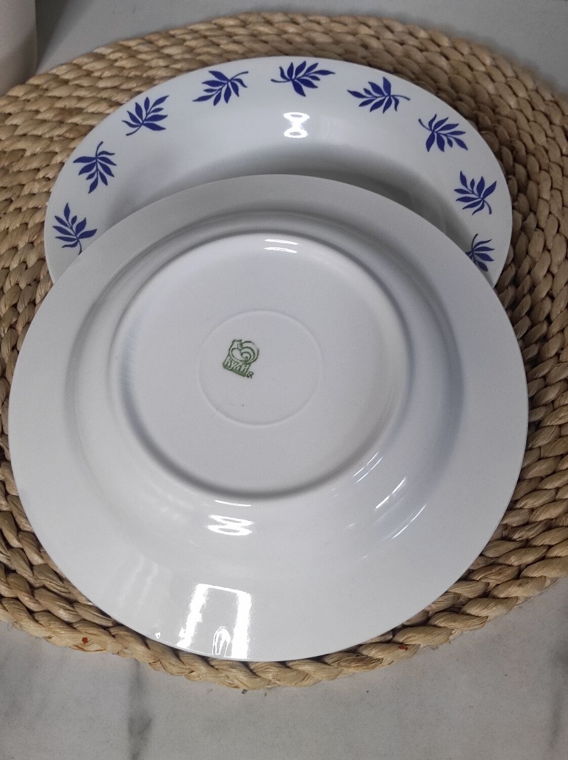 Blue leaf deep plates