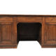 Bureau ministre en chêne richement sculpté, circa 1880
