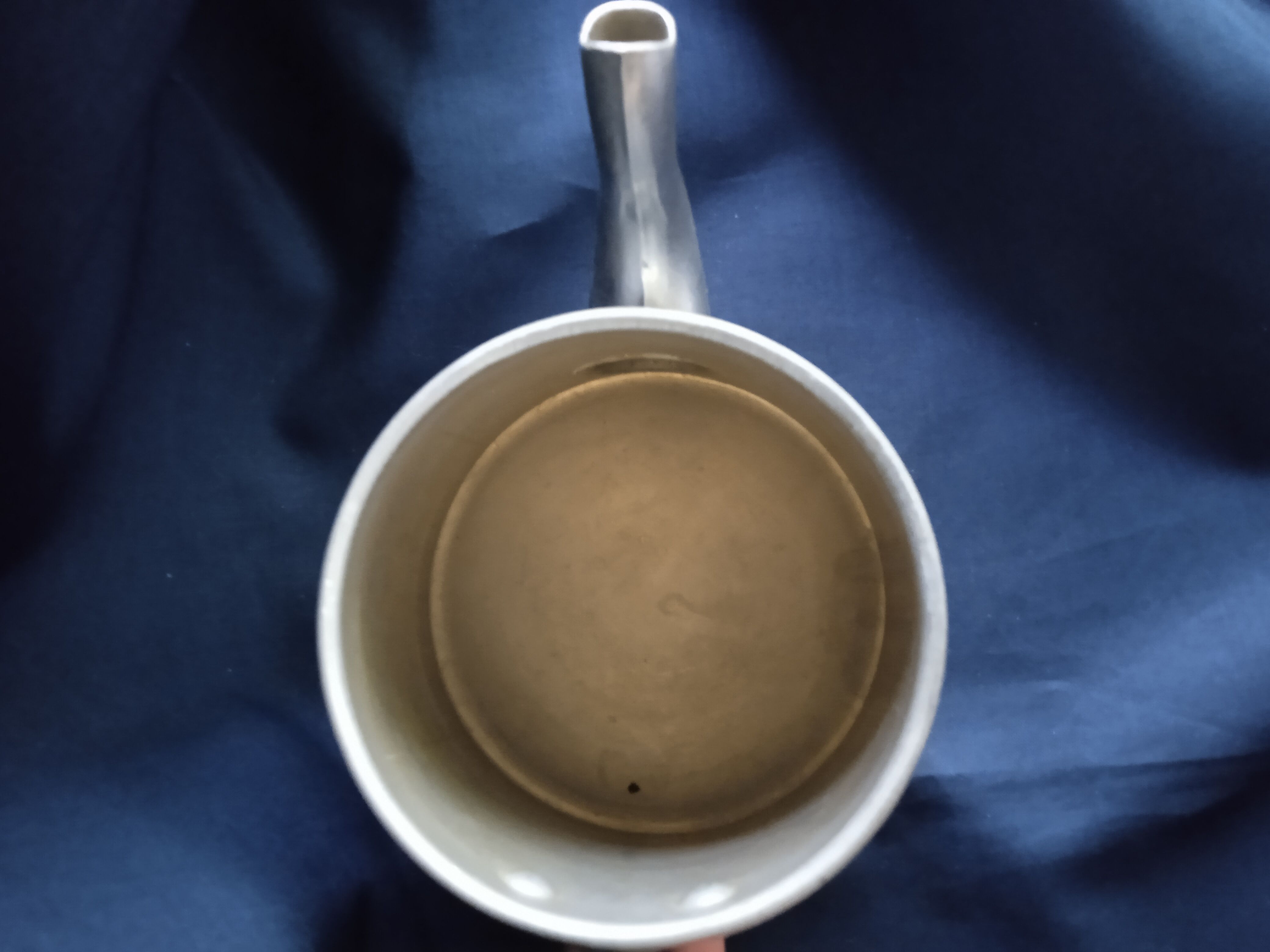 Aluminum coffee maker (3/4l) and handles in red bakelite circa 1950