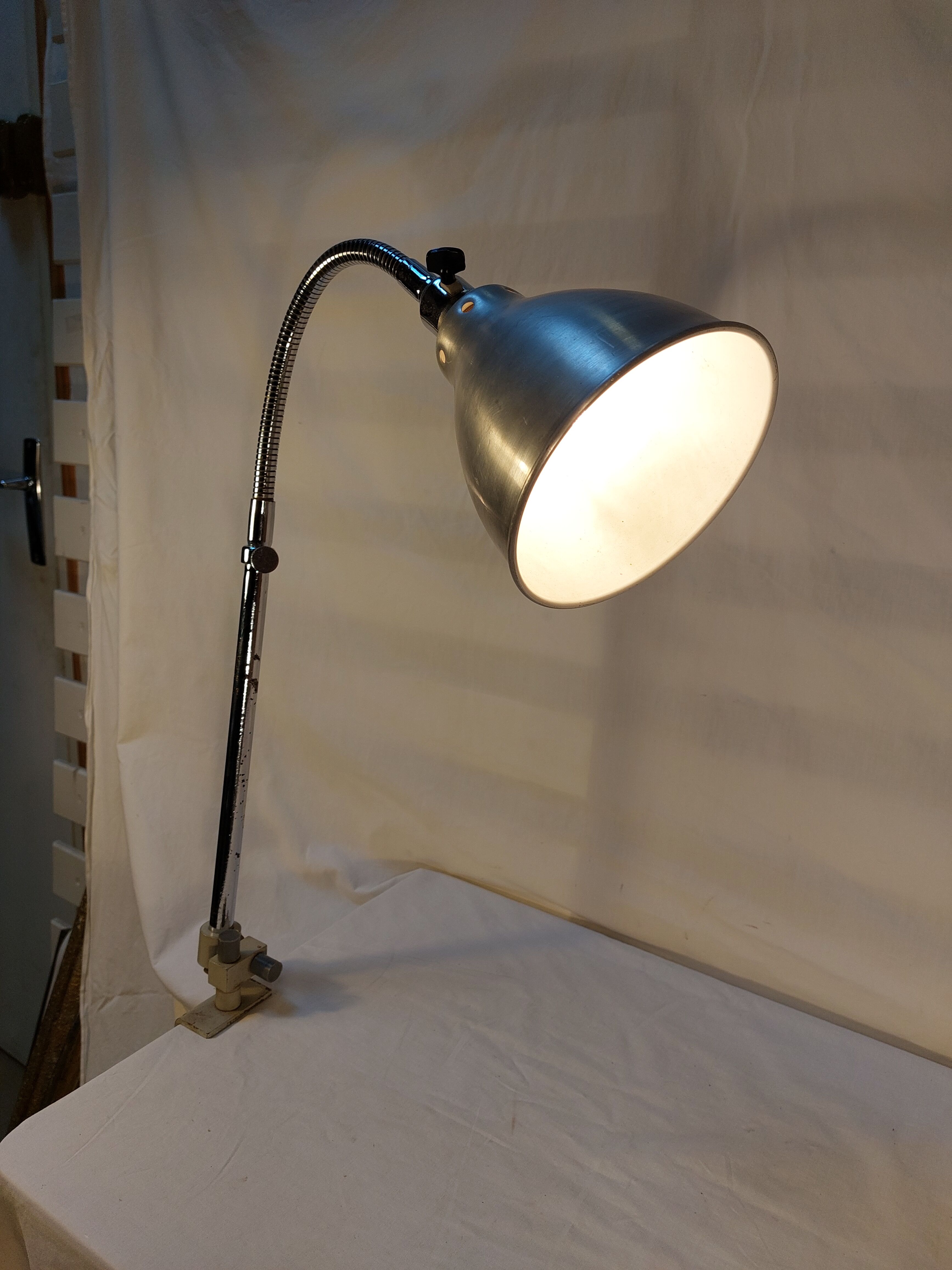 Old conical workshop lamp with vice - 50s
