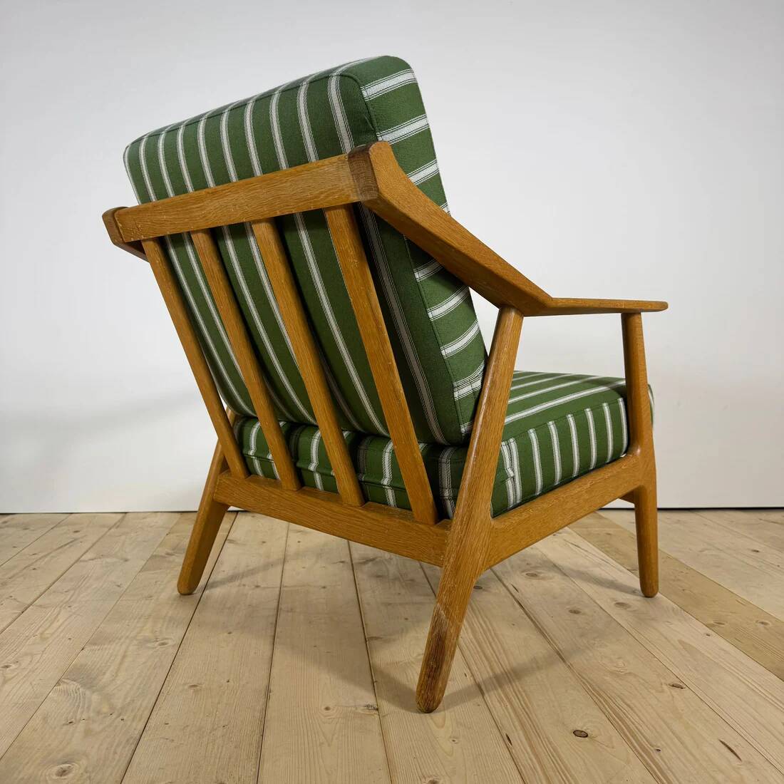 Mid-century modern armchair in teak – Scandinavia, 1960s