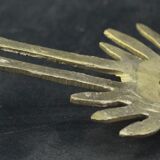 Brass palm towel rack