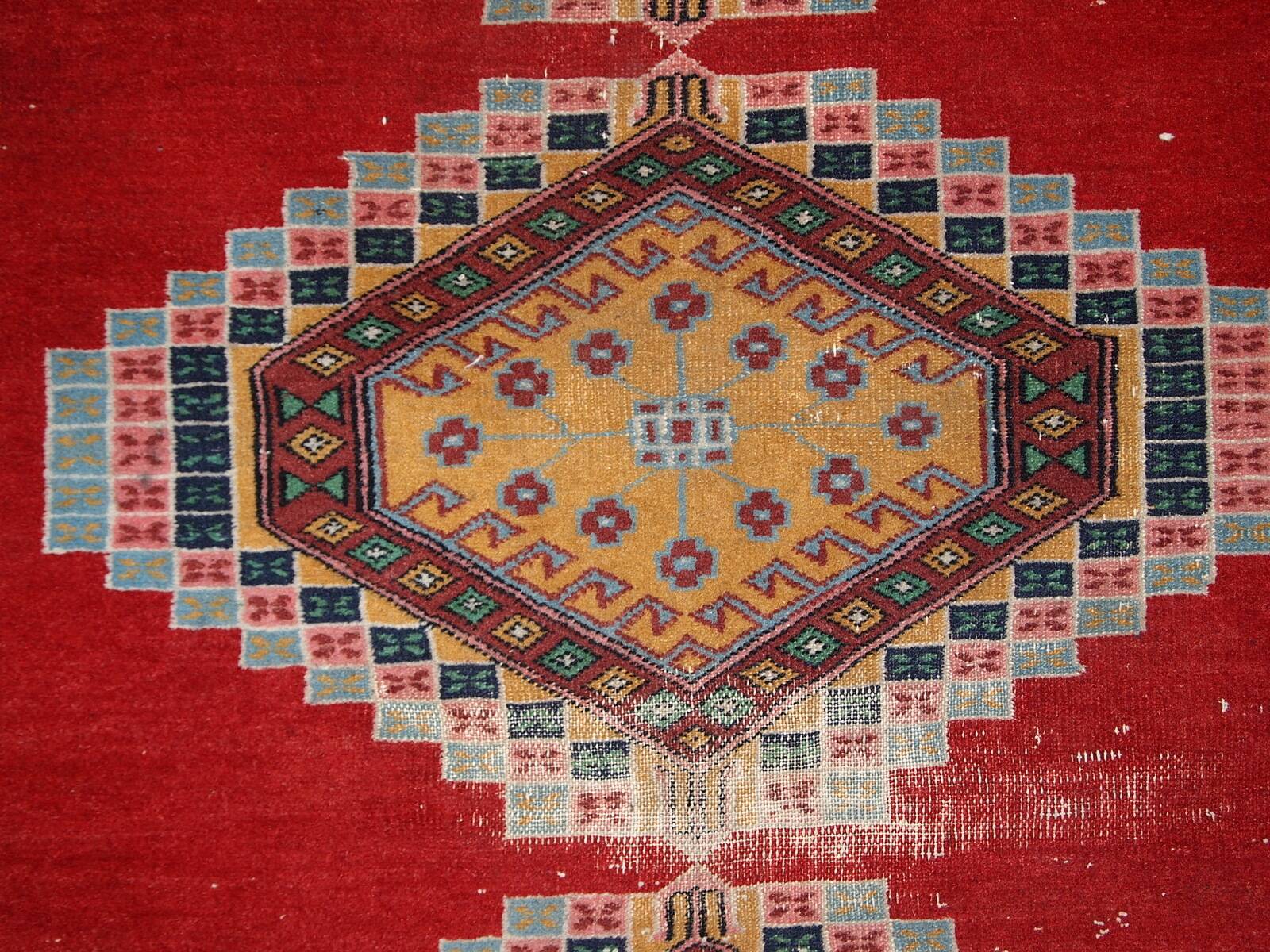 Tapis vintage fait main Bukhara ouzbek 128cm x 199cm (1960s)
