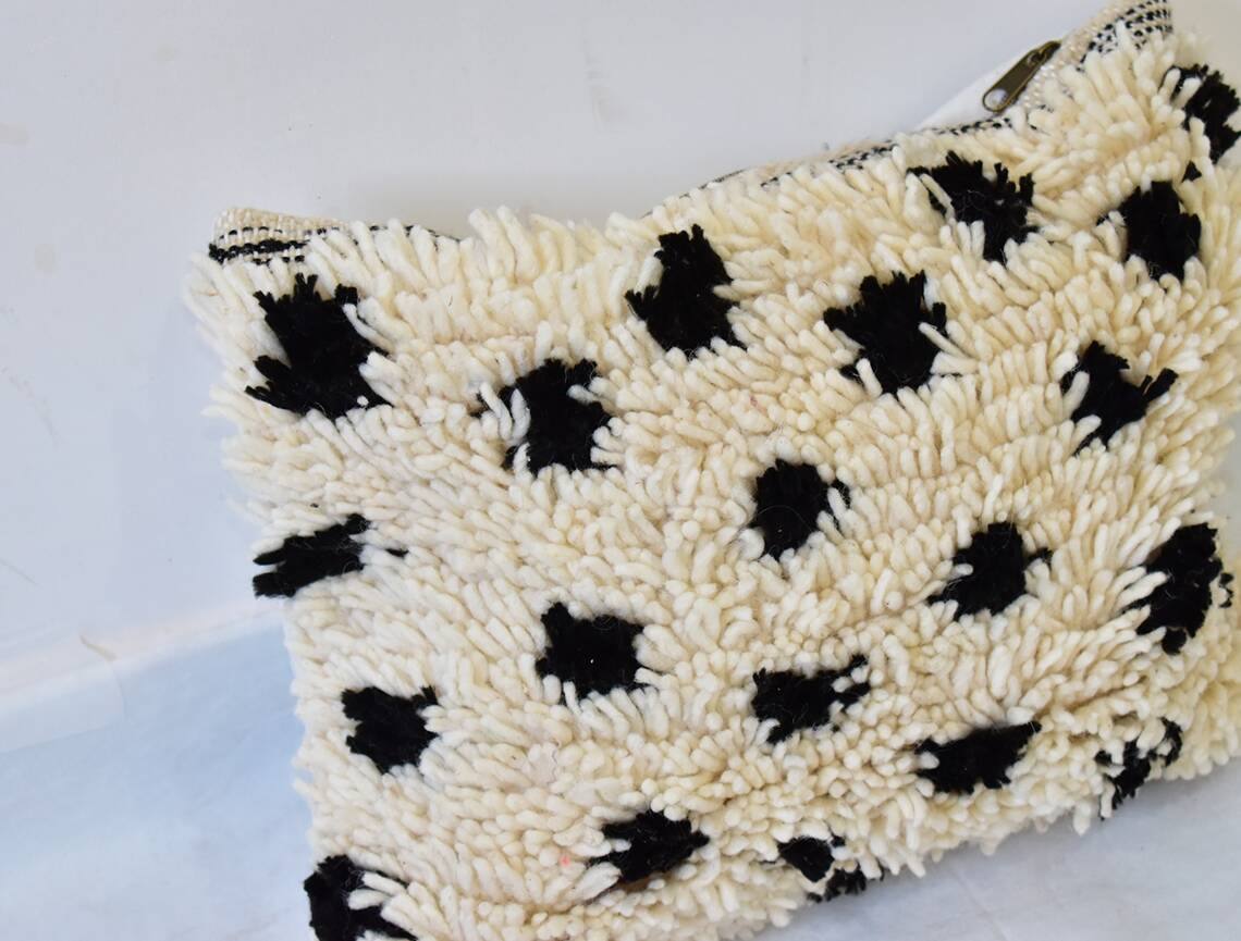Handmade berber cushion 42 x 34 cm