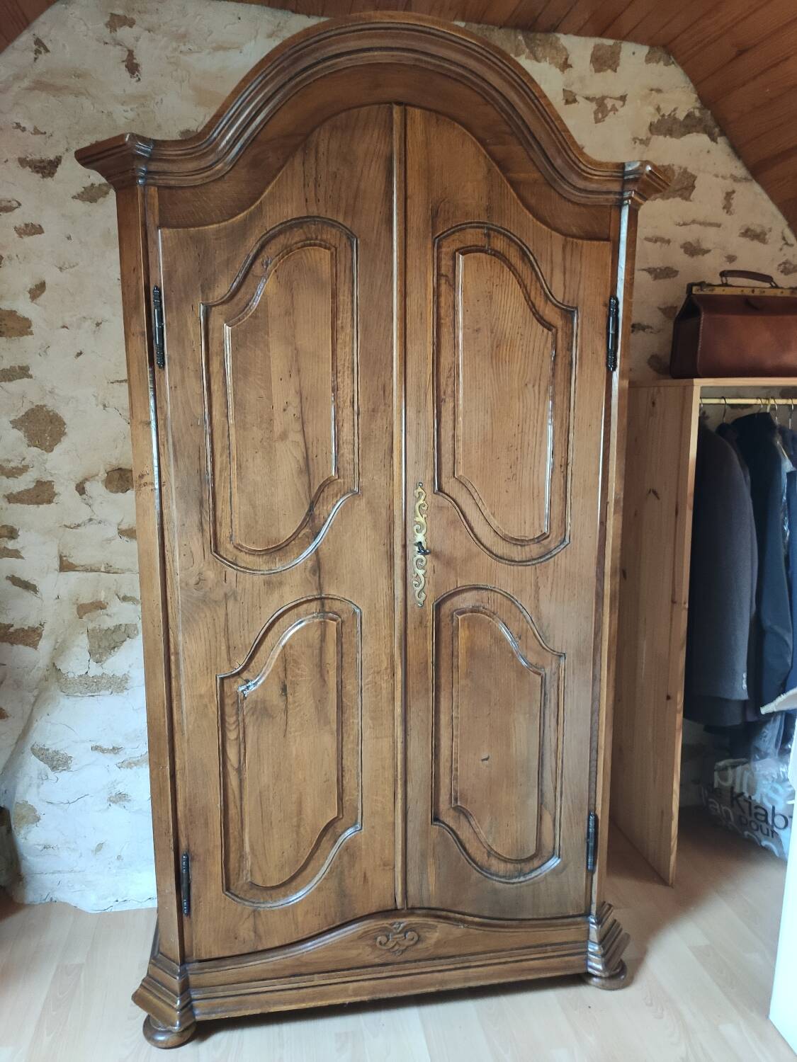 Armoire