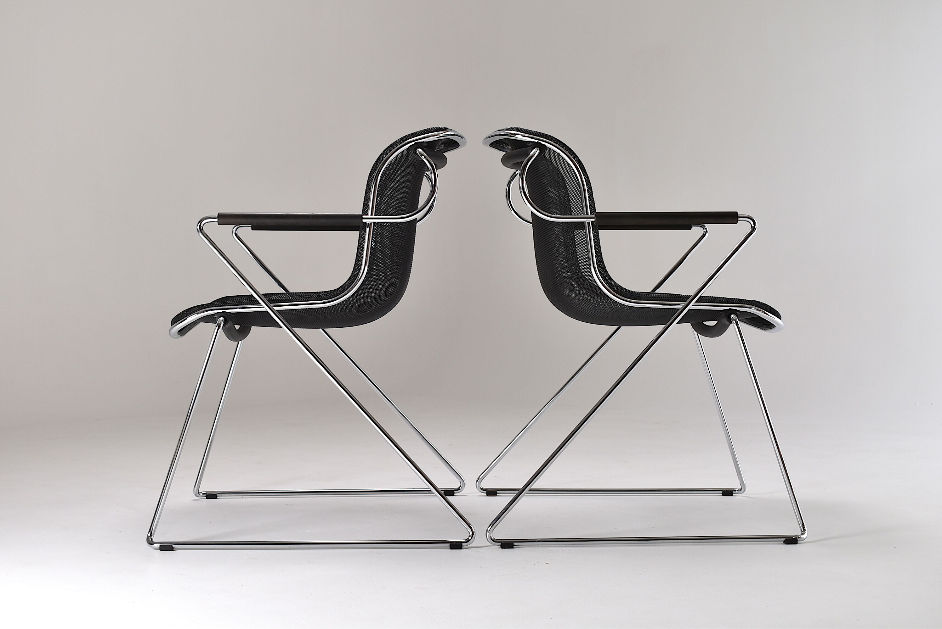Suite de 6 chaises Peneloppe , Charles Pollock pour Castelli