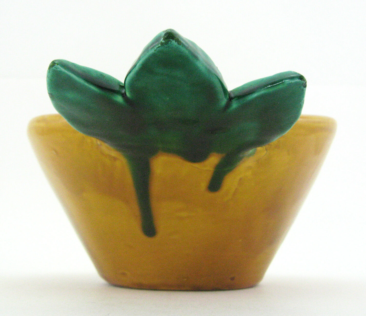 Yellow and green ceramic salad - pineapple-shaped barbotine - Vallauris France - vintage 60s