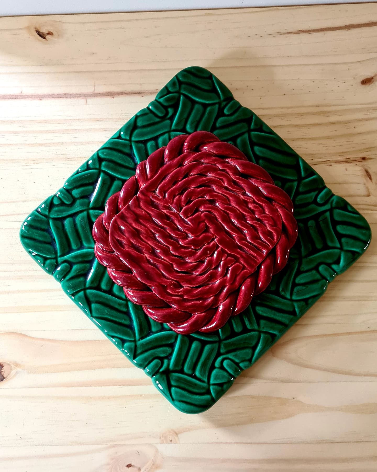 Braided ceramic underside