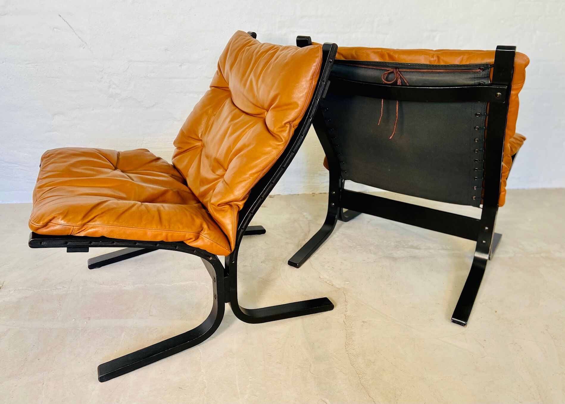 Vintage norwegian mid century leather Seista chairs by Ingmar Relling