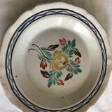 Flat round black ass - Forges les Eaux - earthenware of the 18th century