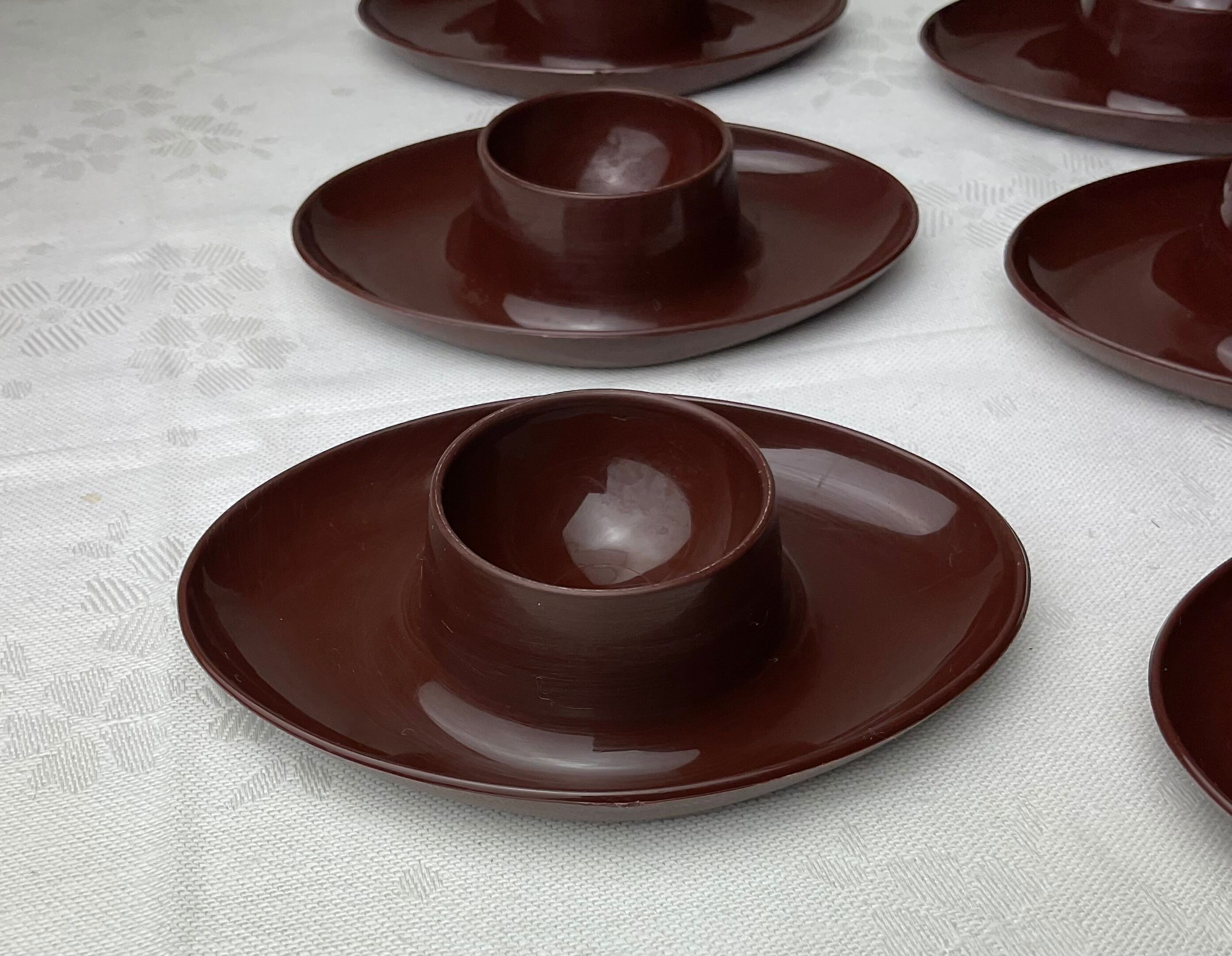 Vintage brown plastic shells 6 pieces