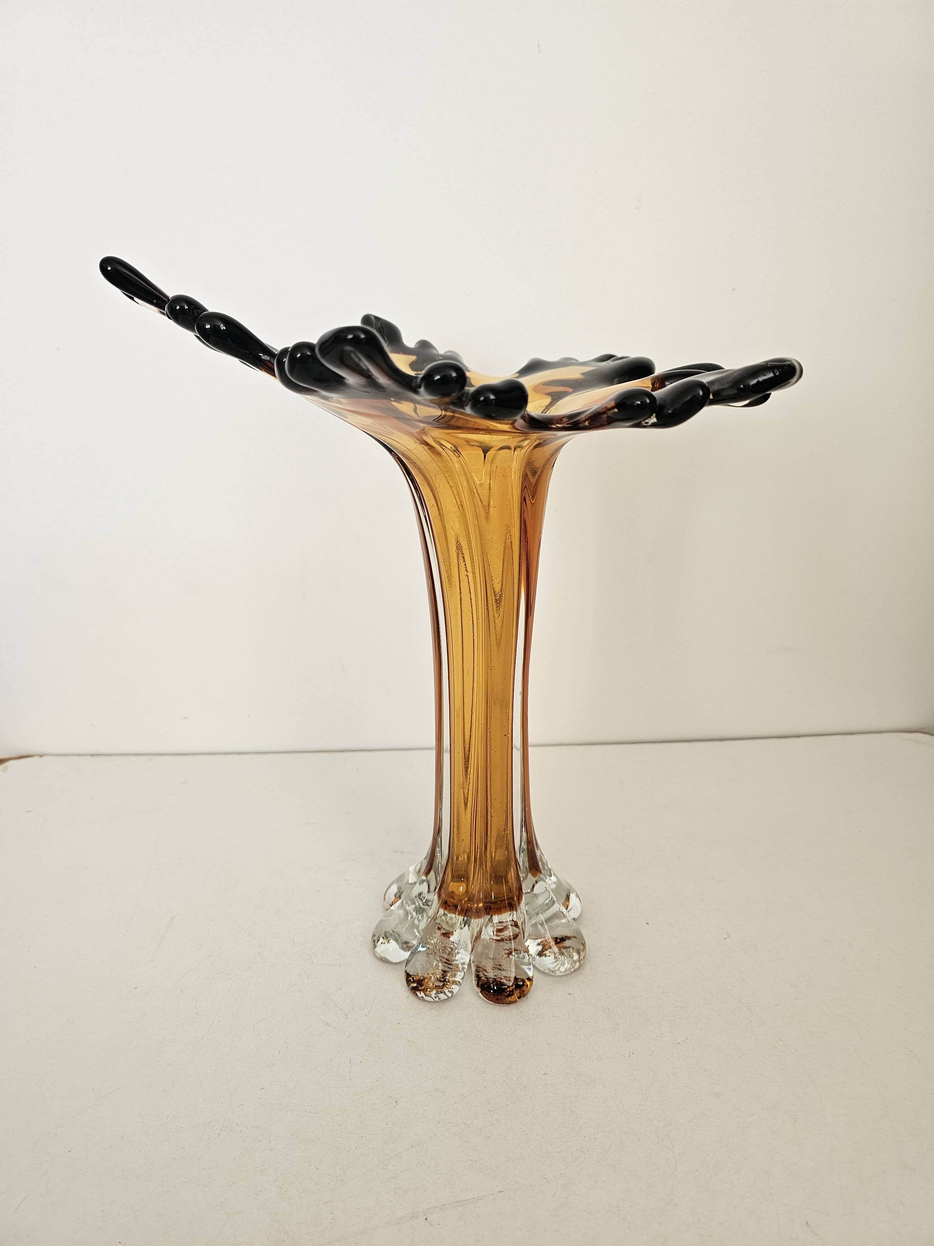 Large vintage amber glass art vase - Height 32cm