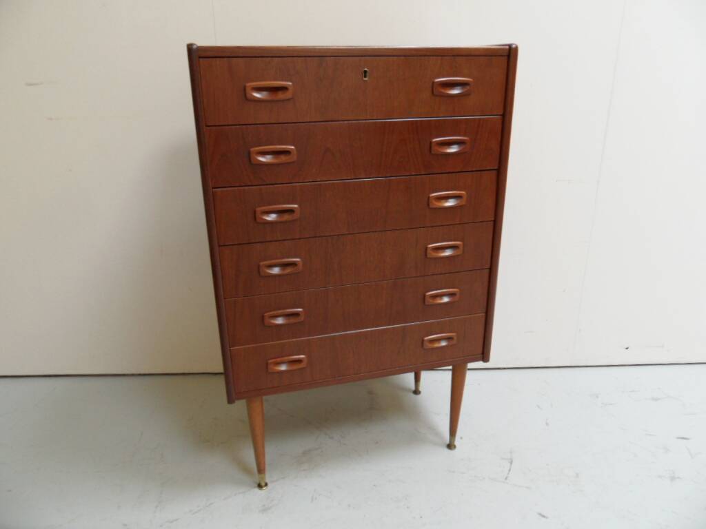 Mid Century chest of drawers 1950's