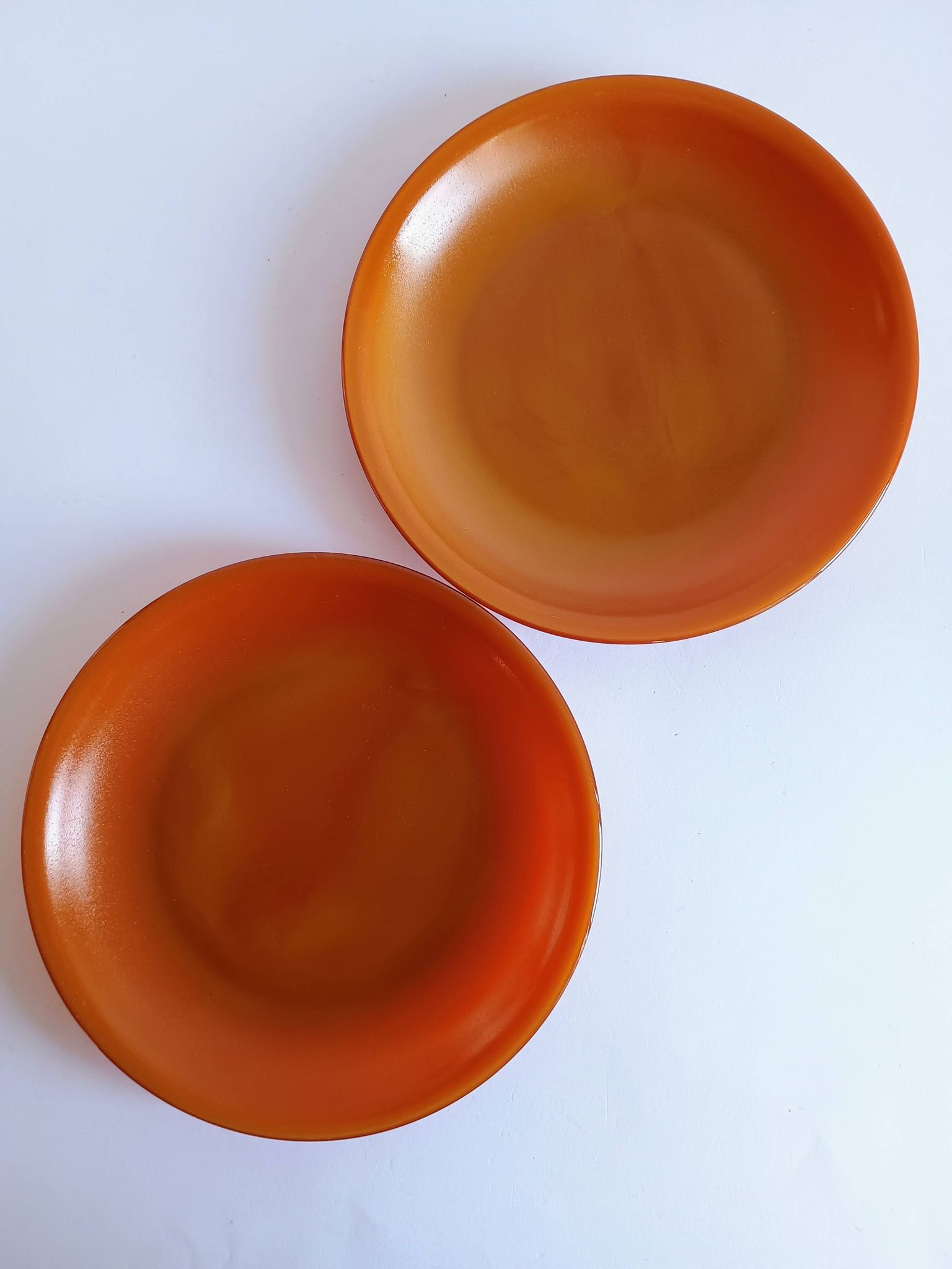 Set of 2 opaline brown dessert plates