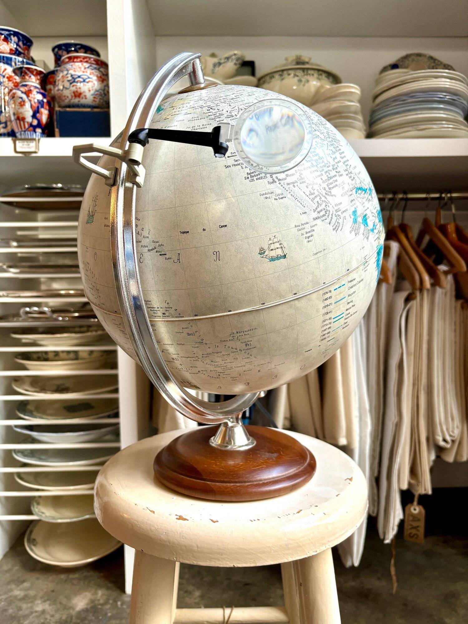 Mappemonde, globe lumineux Tecnodidattica avec loupe