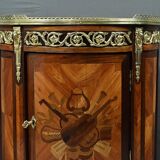 Small living room piece in precious wood marquetry, Louis XVI style – mid-19th century.