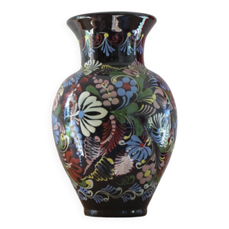 Hungarian vase early 20th century