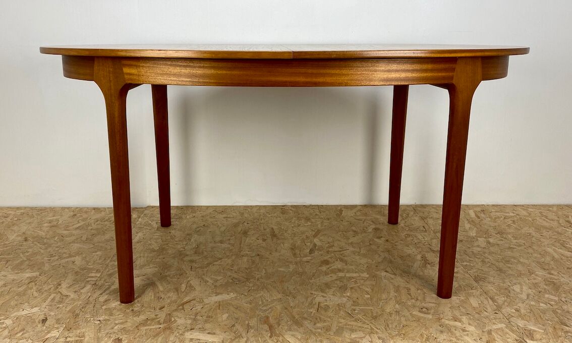 Table à manger vintage du milieu du siècle