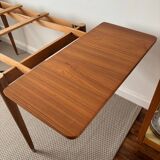 Scandinavian table