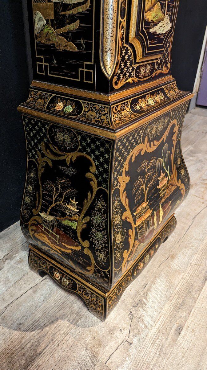 Comtoise clock of asian parquet