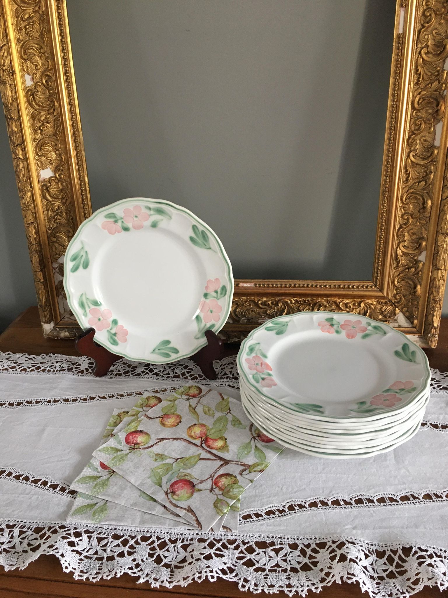 6 vintage dessert plates, Salins France