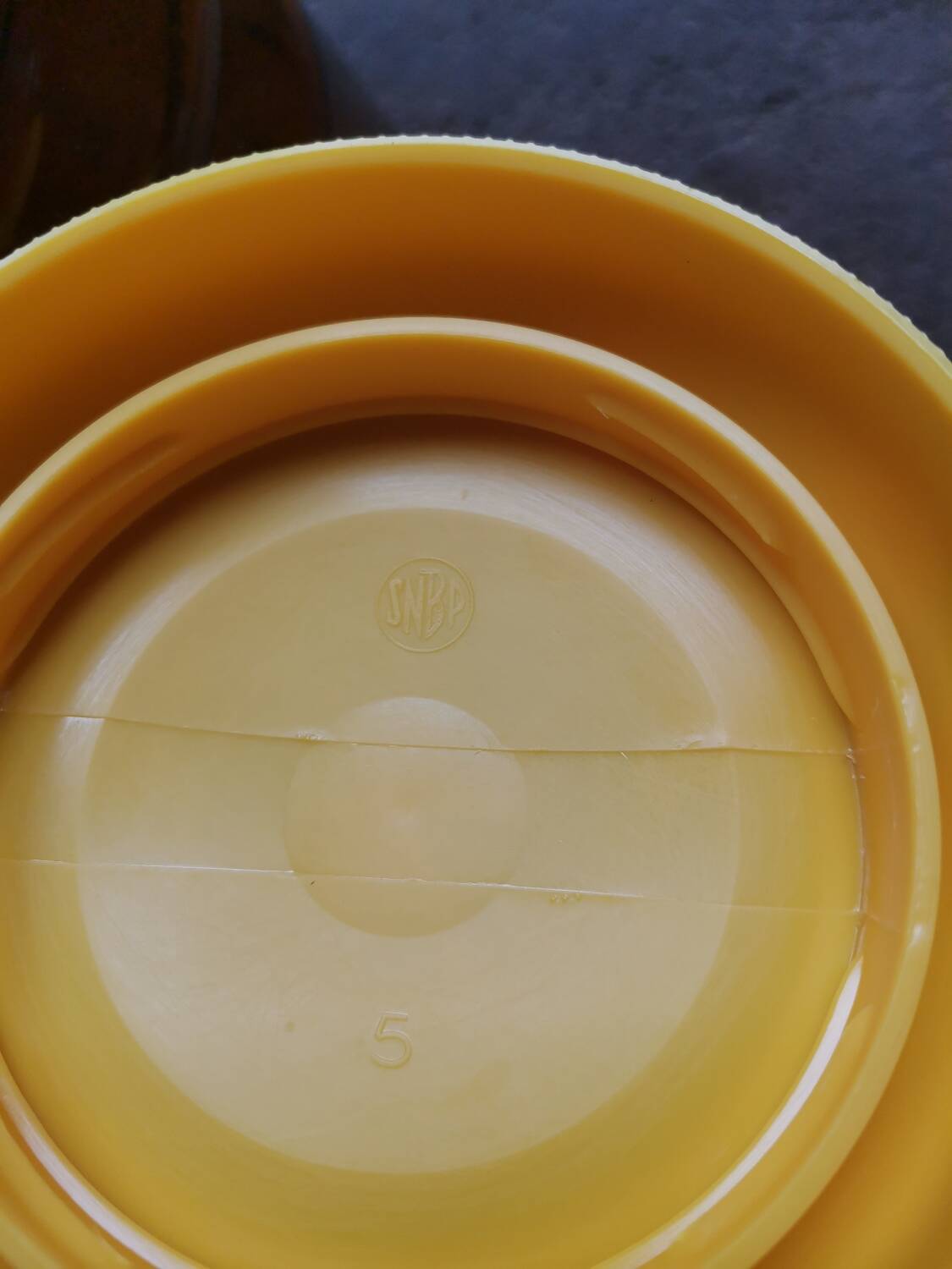 Vintage amber glass jar with yellow lid nescafe SNBP