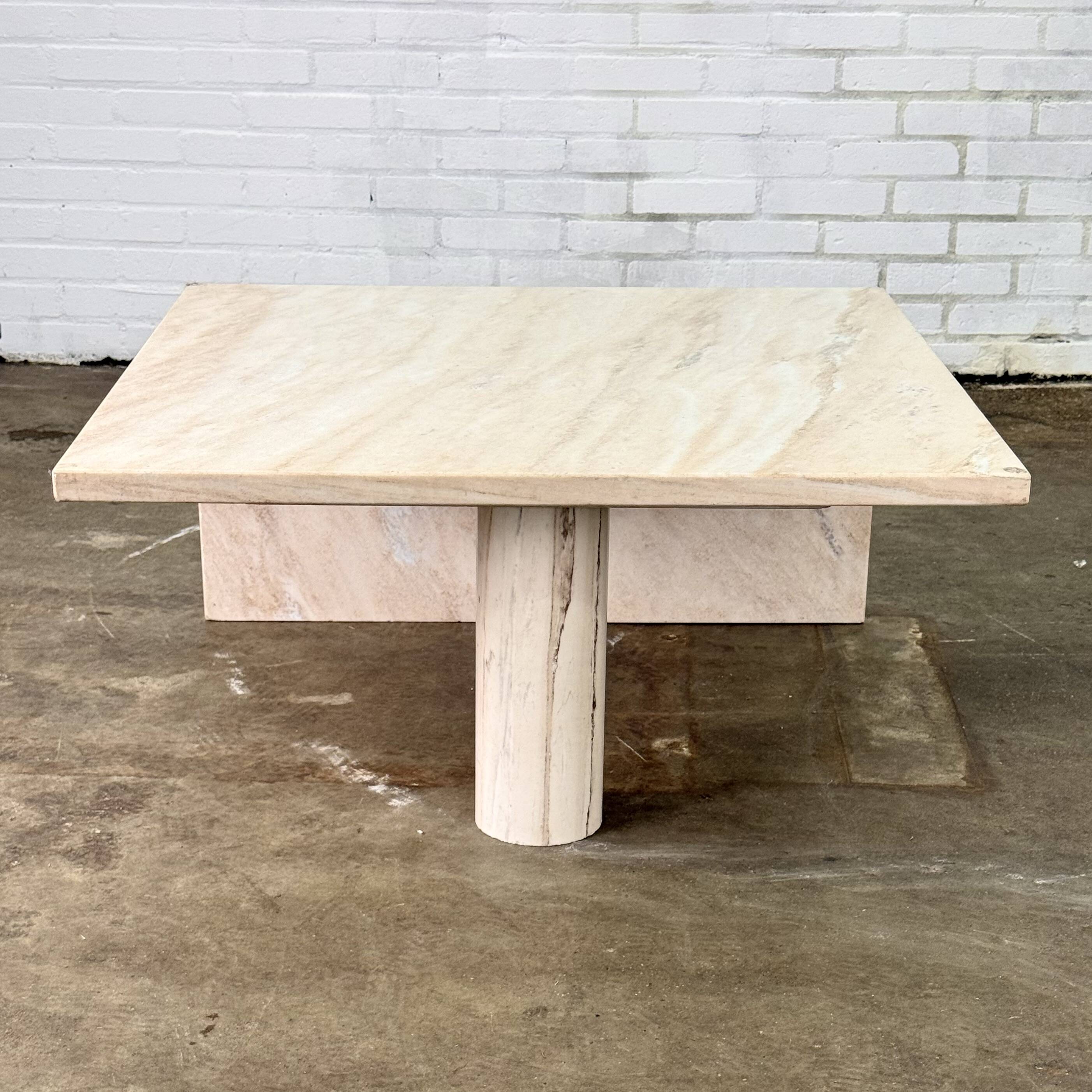 Table basse en marbre italien Palissandro