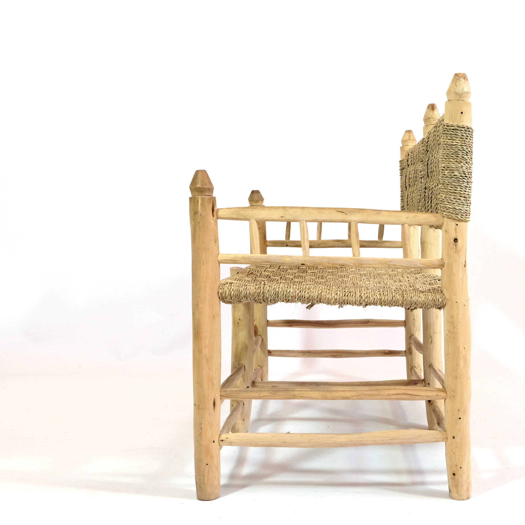 Moroccan bench in wood and rope