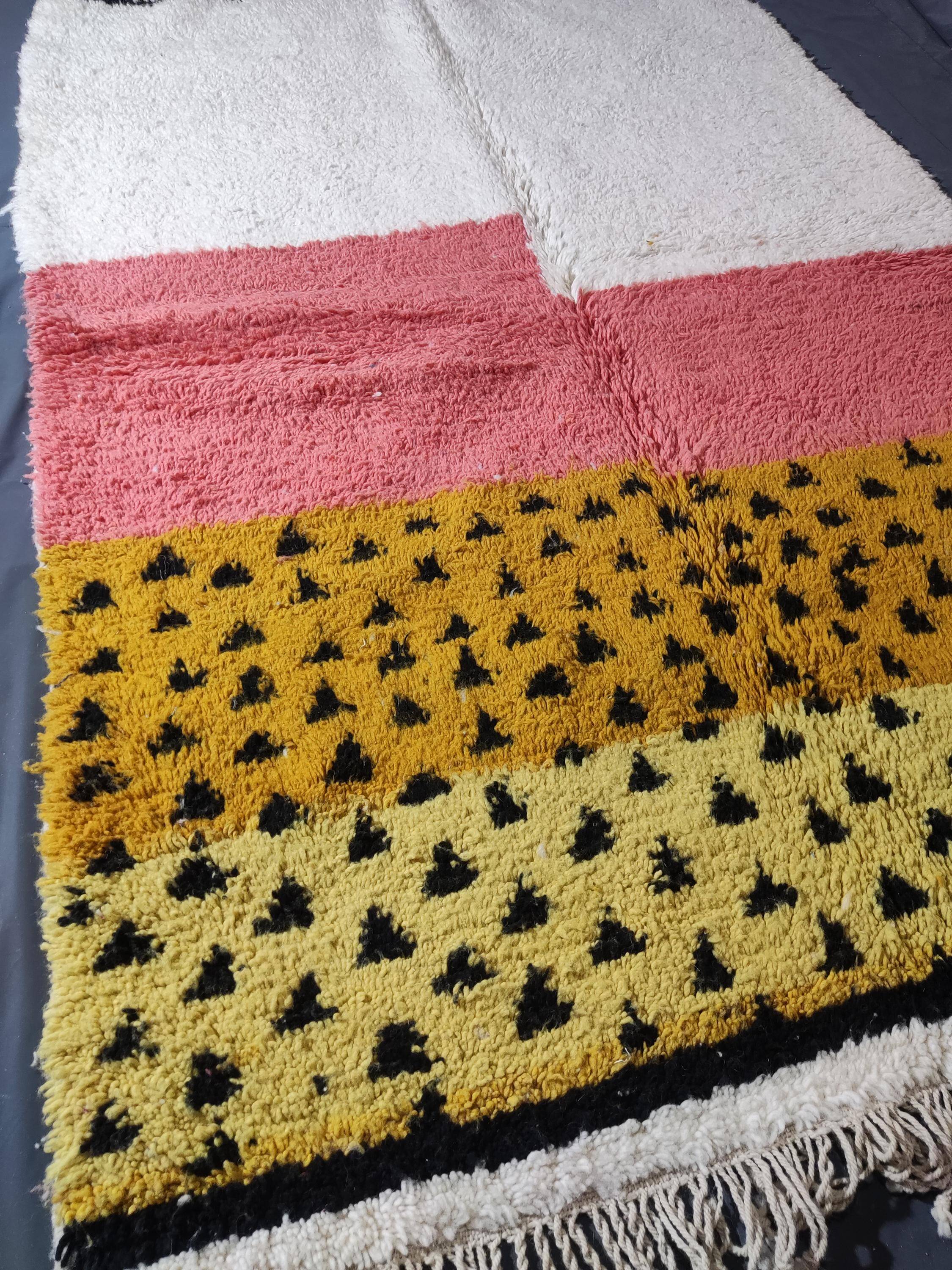 Large handmade Berber rug 3 x 2 m