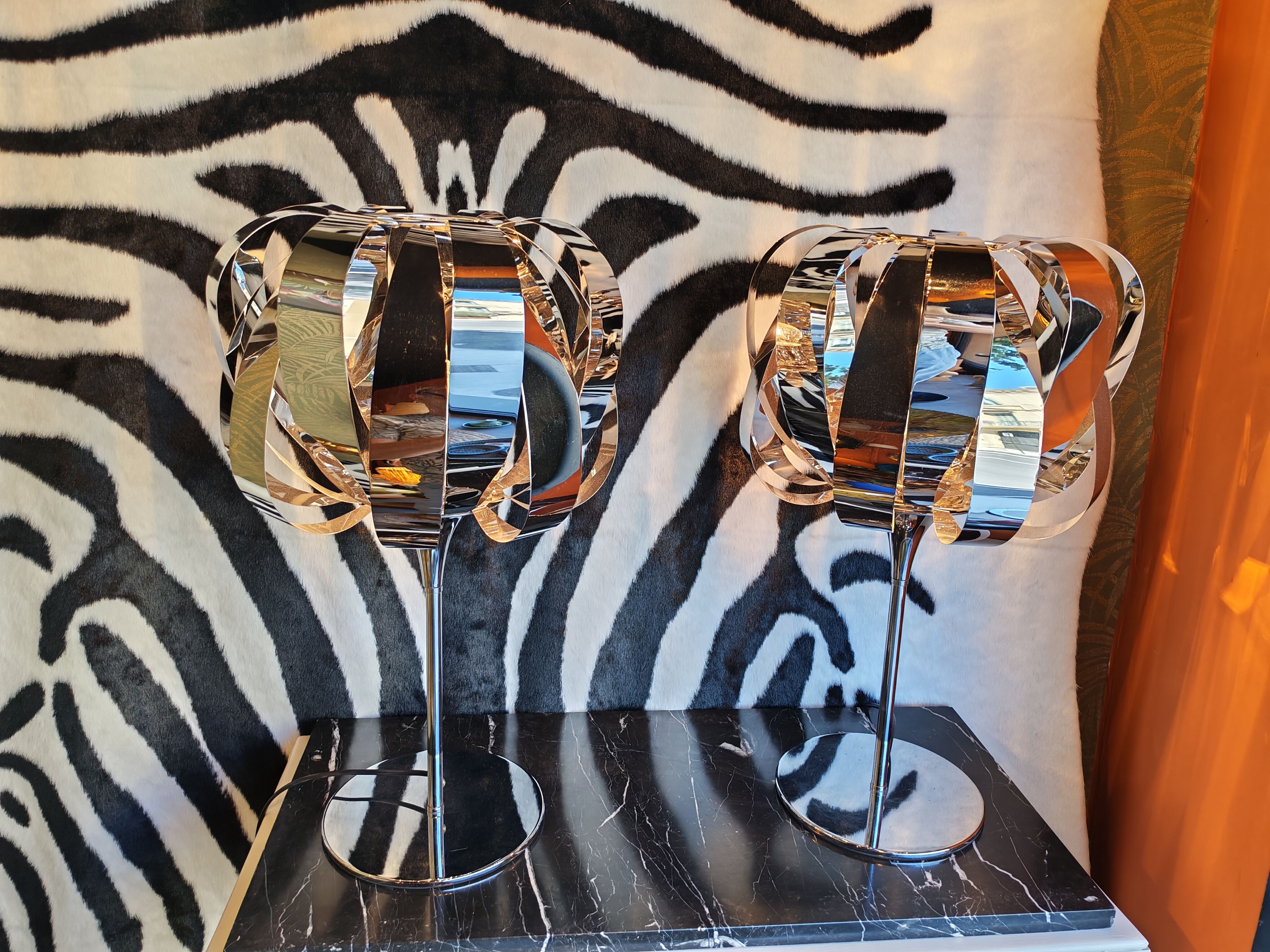 Pair of space age lamps model Eres
