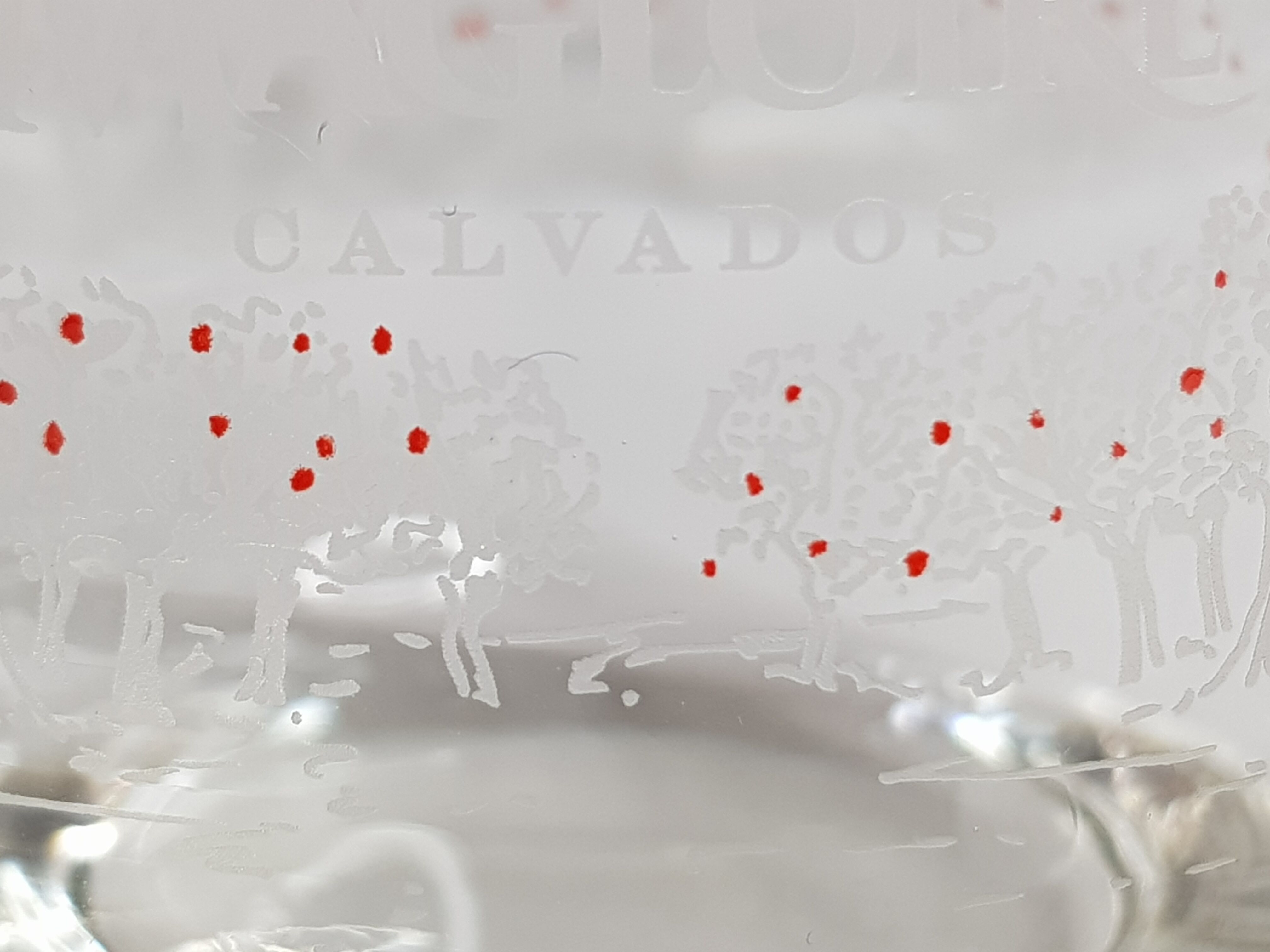 Six verres à calvados