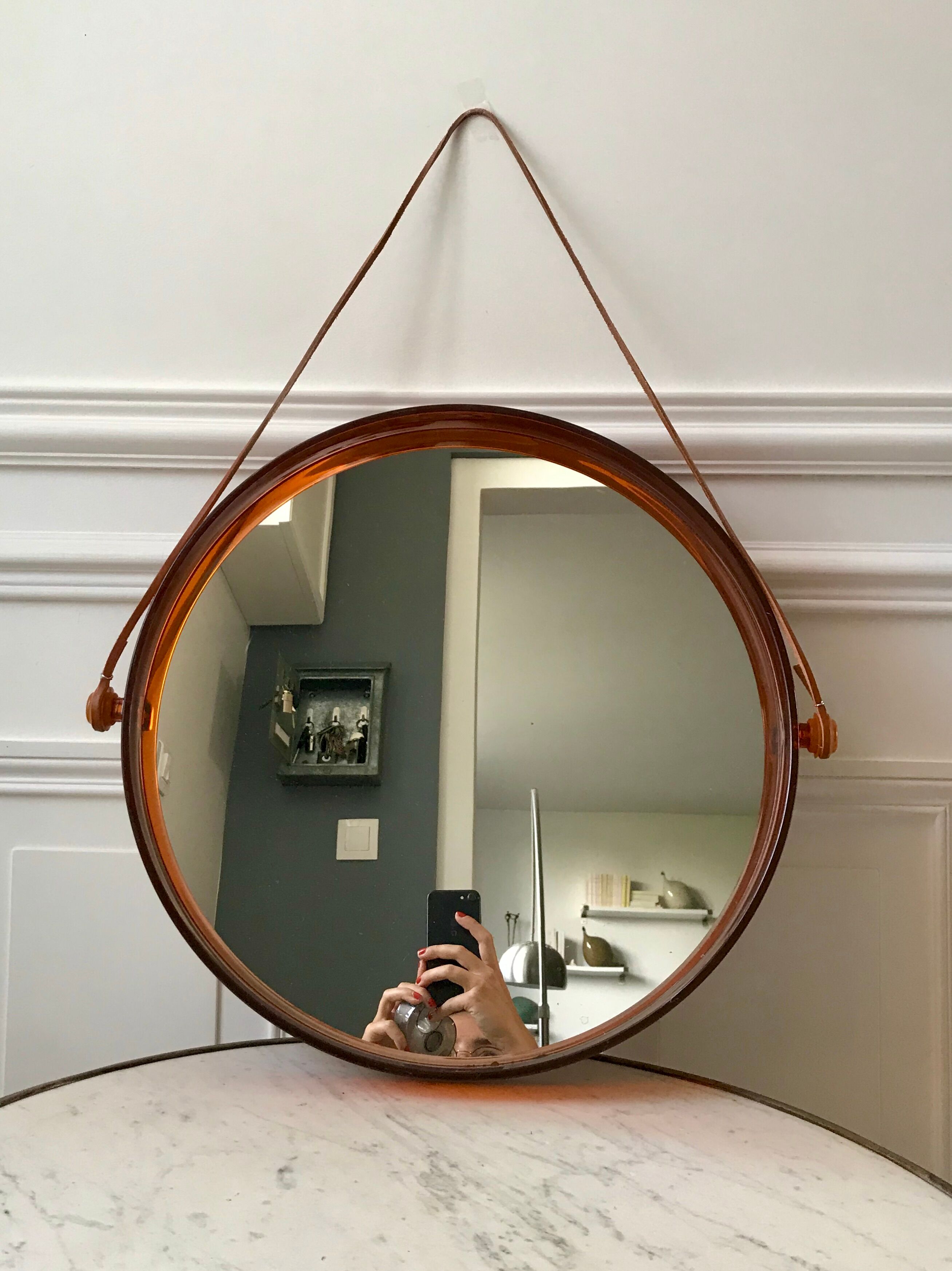 mirror cap brown orange design plexi and leather strap Made in France 1974