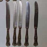 Lot de 11 couteaux pied en argent lame en métal inoxydable coquillage