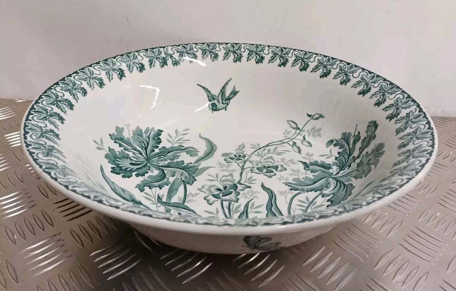 Old large salad bowl Moulin Des Loups & Hamage Orchidée