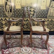 Paire de fauteuil de style Louis XV en cannage