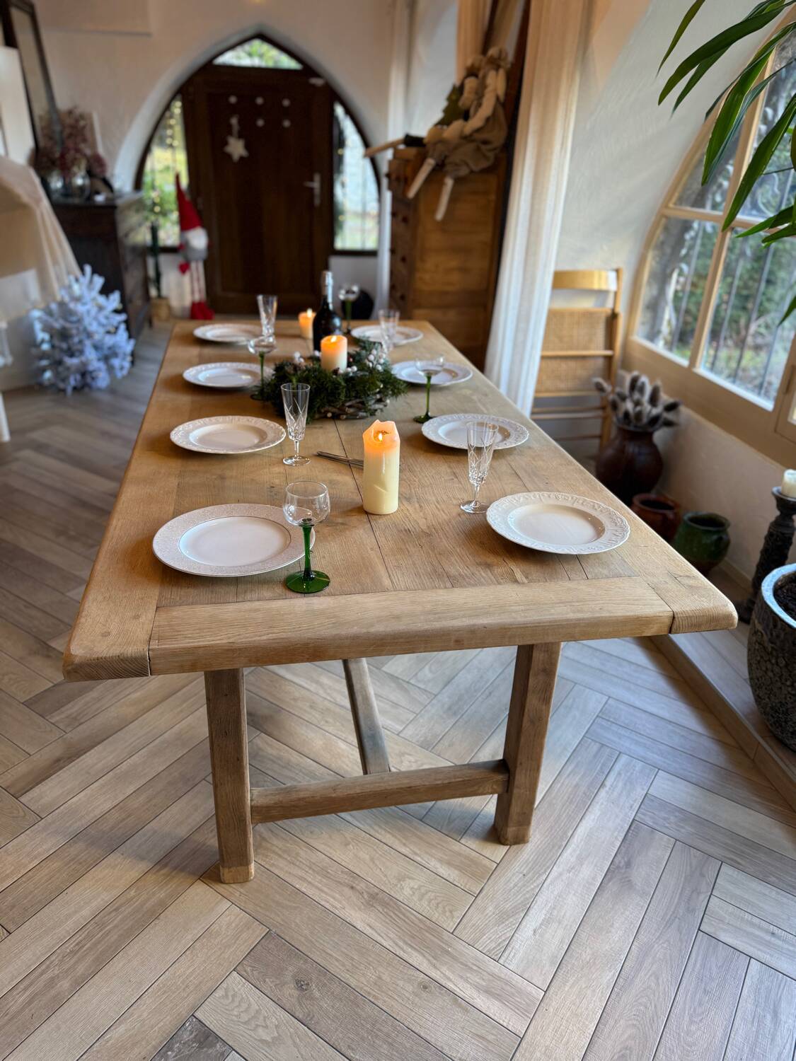 Solid wood farmhouse table with 2 extensions