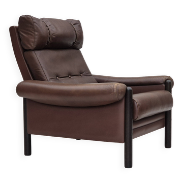 1970s, Danish armchair, original condition, furniture leather, dark oak wood.
