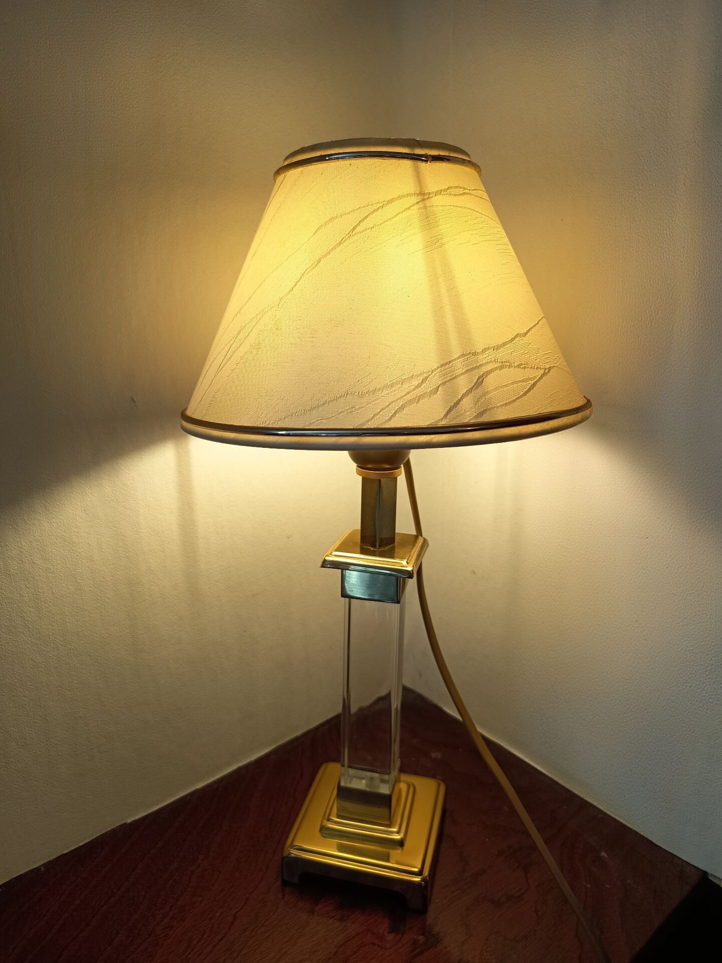 Hollywood Regency lamp